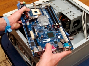 Számítógép javítás Miskolc ( PC szervíz, computer javítás)